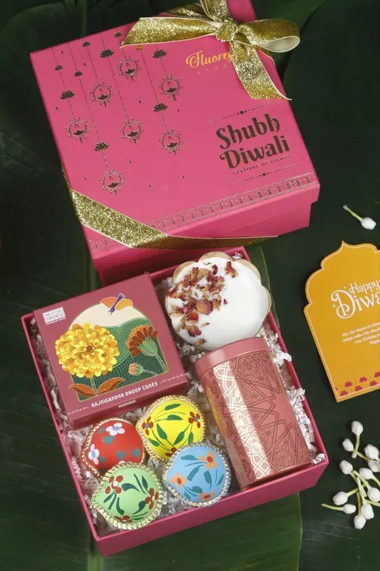 Diwali Festive Gift Box — Diya Set & Sweets